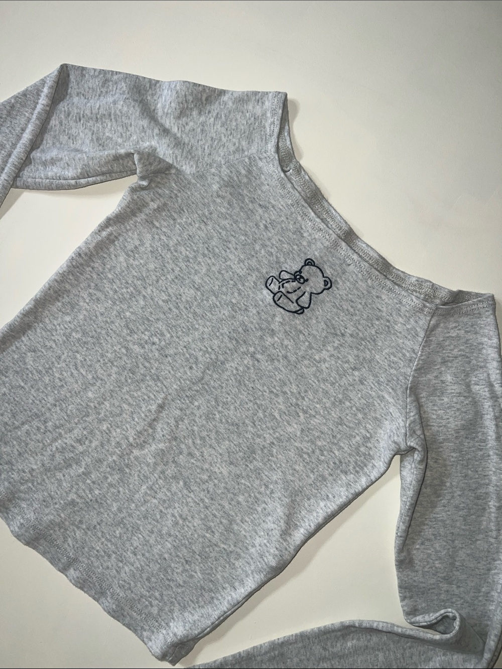 Hollister shoulder top